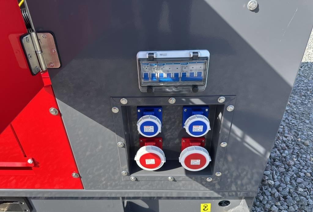 Ashita LG175 - Βιομηχανική γεννήτρια: φωτογραφία 3 Ashita LG175 - Βιομηχανική γεννήτρια: φωτογραφία 3