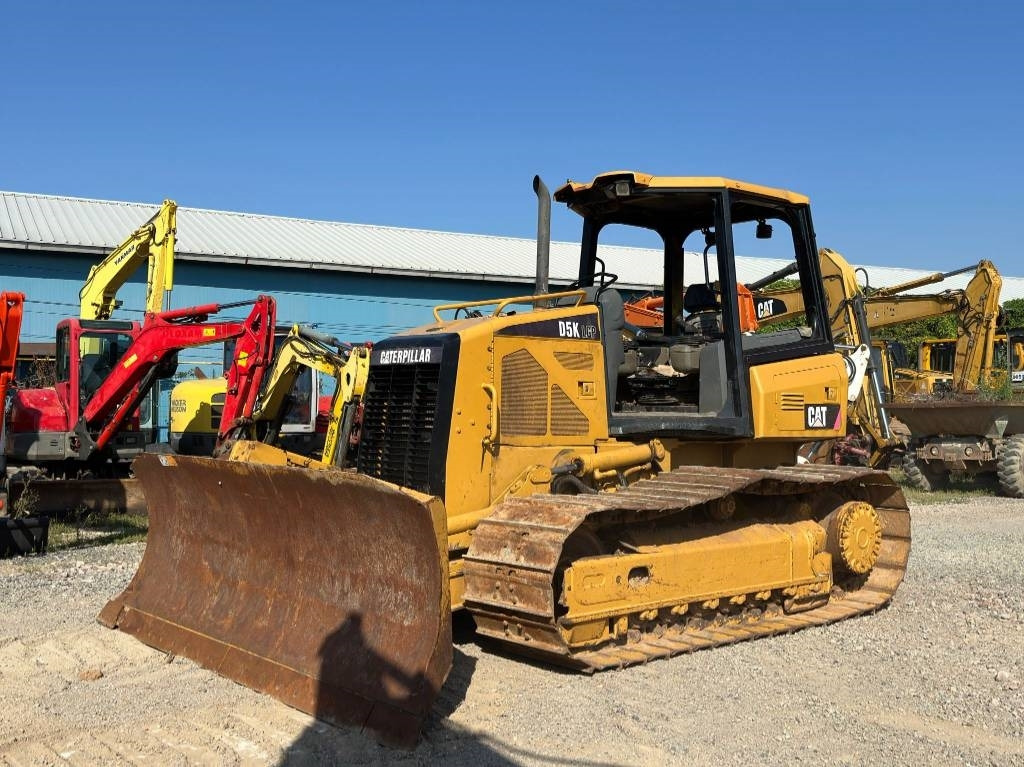 CAT D 5 K LGP - Μπουλντόζα: φωτογραφία 4 CAT D 5 K LGP - Μπουλντόζα: φωτογραφία 4