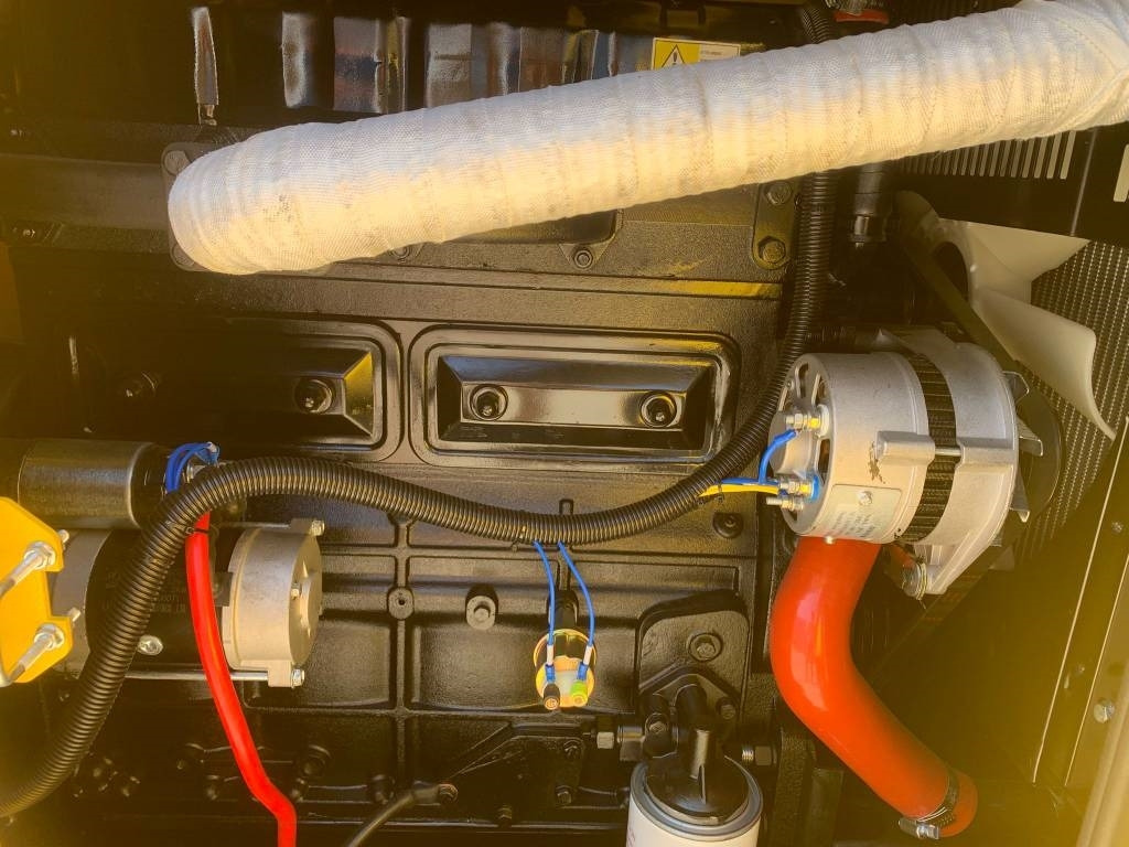 Compal VG-R30 - Βιομηχανική γεννήτρια: φωτογραφία 5 Compal VG-R30 - Βιομηχανική γεννήτρια: φωτογραφία 5