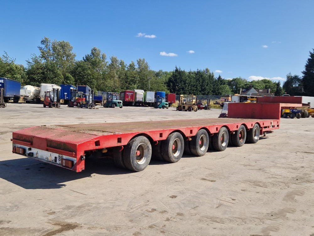 Es-ge 6S0U - Επικαθήμενο με χαμηλό δάπεδο: φωτογραφία 4 Es-ge 6S0U - Επικαθήμενο με χαμηλό δάπεδο: φωτογραφία 4