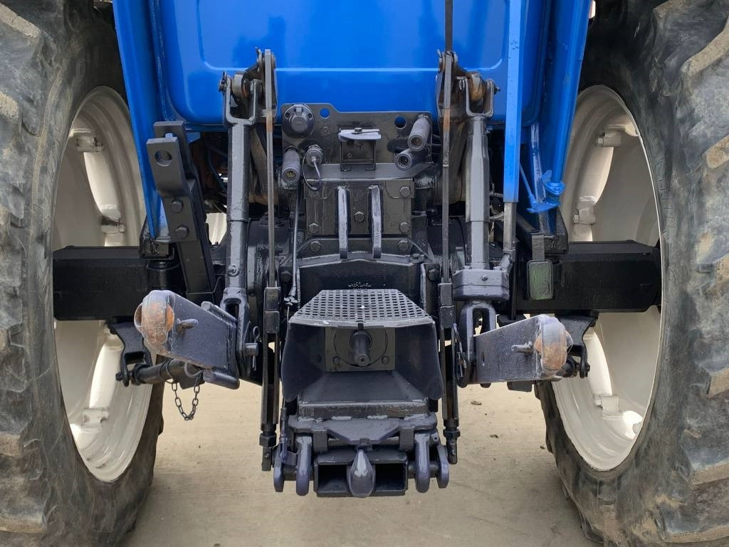 Fiat New Holland 70-90DT - Τρακτέρ: φωτογραφία 5 Fiat New Holland 70-90DT - Τρακτέρ: φωτογραφία 5