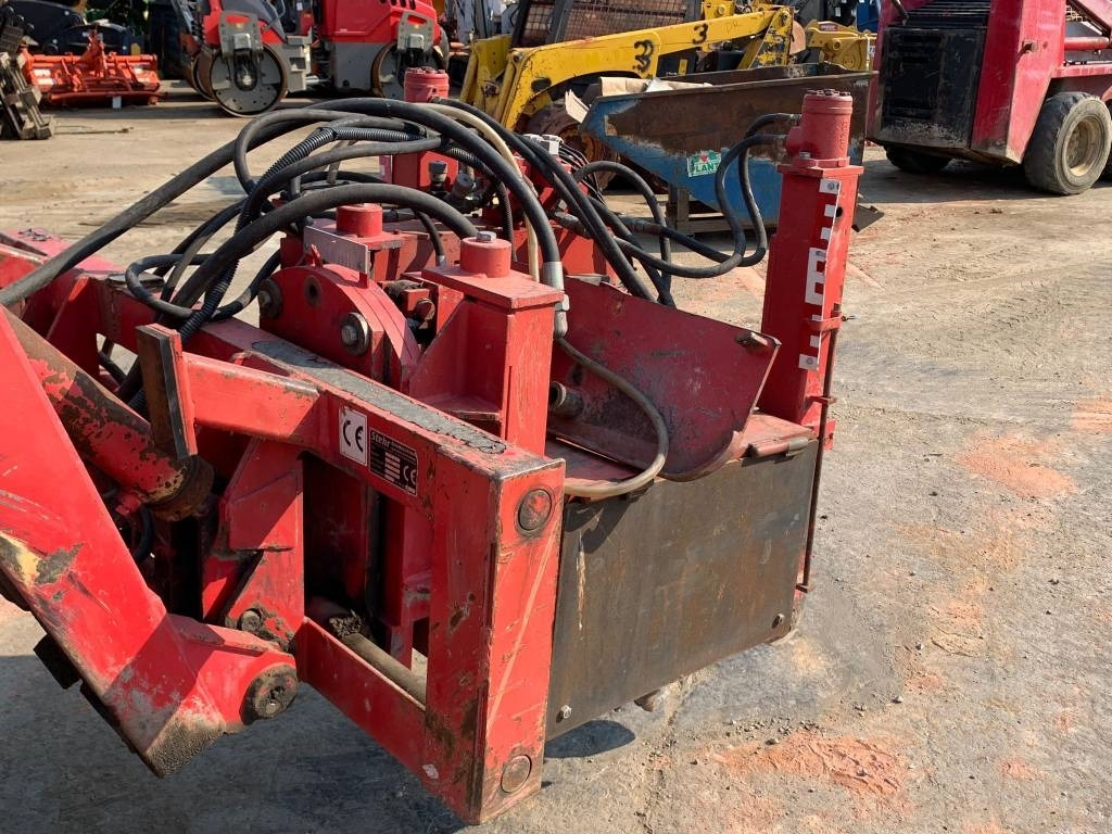 Φορτωτής πλάγιας ολίσθησης Gehl SL5625: φωτογραφία 10 Φορτωτής πλάγιας ολίσθησης Gehl SL5625: φωτογραφία 10