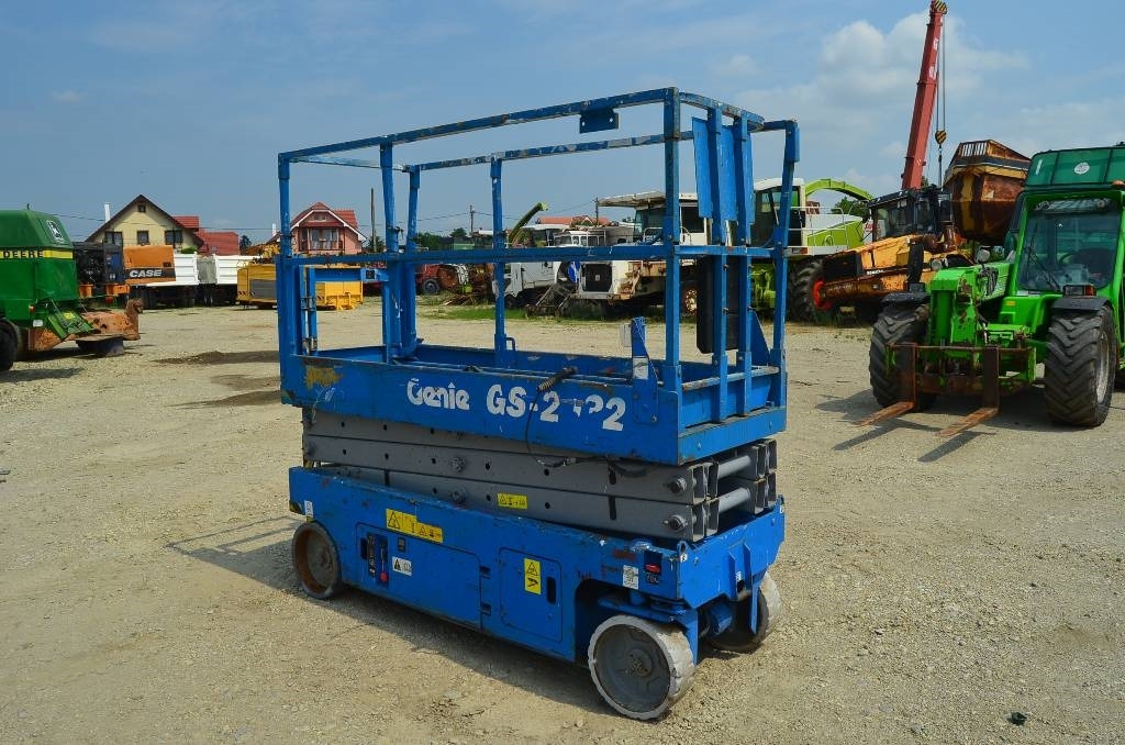 Genie GS 2032 - Ψαλιδωτό ανυψωτικό: φωτογραφία 4 Genie GS 2032 - Ψαλιδωτό ανυψωτικό: φωτογραφία 4