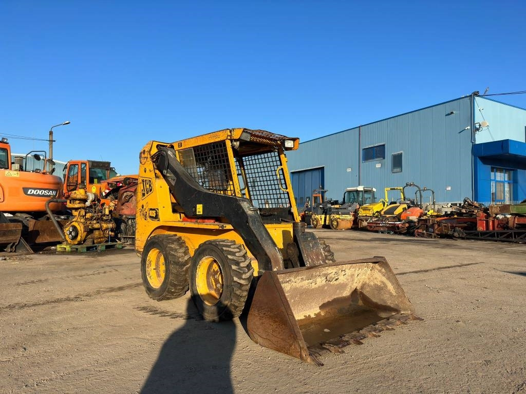 JCB 165 - Φορτωτής πλάγιας ολίσθησης: φωτογραφία 1 JCB 165 - Φορτωτής πλάγιας ολίσθησης: φωτογραφία 1