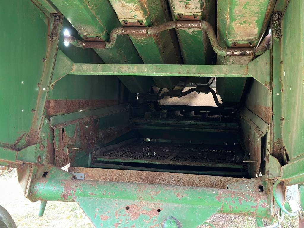 John Deere 952 FOR PARTS - Θεριζοαλωνιστική μηχανή: φωτογραφία 4 John Deere 952 FOR PARTS - Θεριζοαλωνιστική μηχανή: φωτογραφία 4