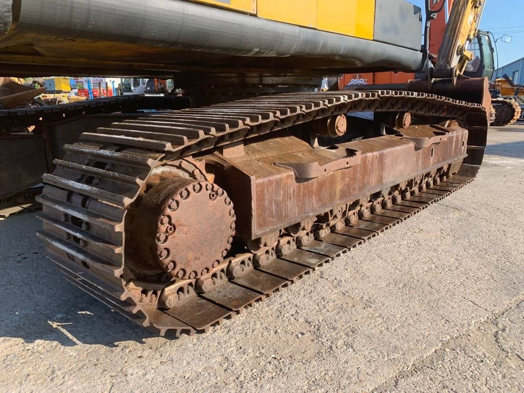 Ερπυστριοφόρος εκσκαφέας Komatsu PC 240 NLC-6K: φωτογραφία 8