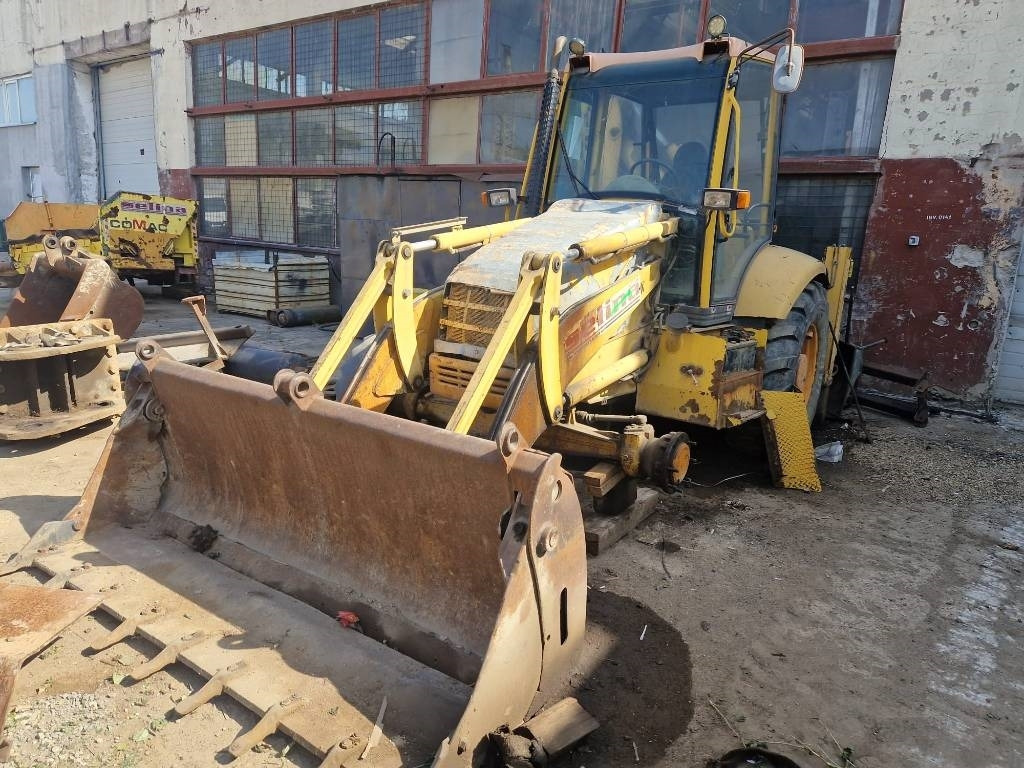 Komatsu WB 93 R FOR PARTS - Φορτωτής εκσκαφέας: φωτογραφία 1 Komatsu WB 93 R FOR PARTS - Φορτωτής εκσκαφέας: φωτογραφία 1