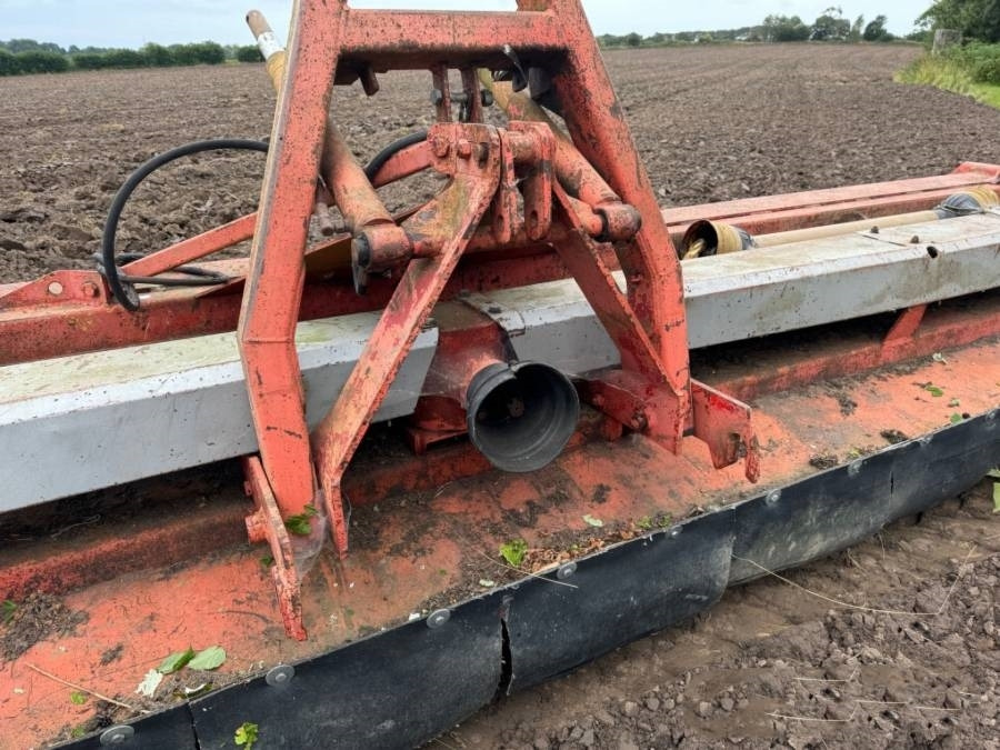 Kuhn 6 - Γεωργικά μηχανήματα: φωτογραφία 4 Kuhn 6 - Γεωργικά μηχανήματα: φωτογραφία 4