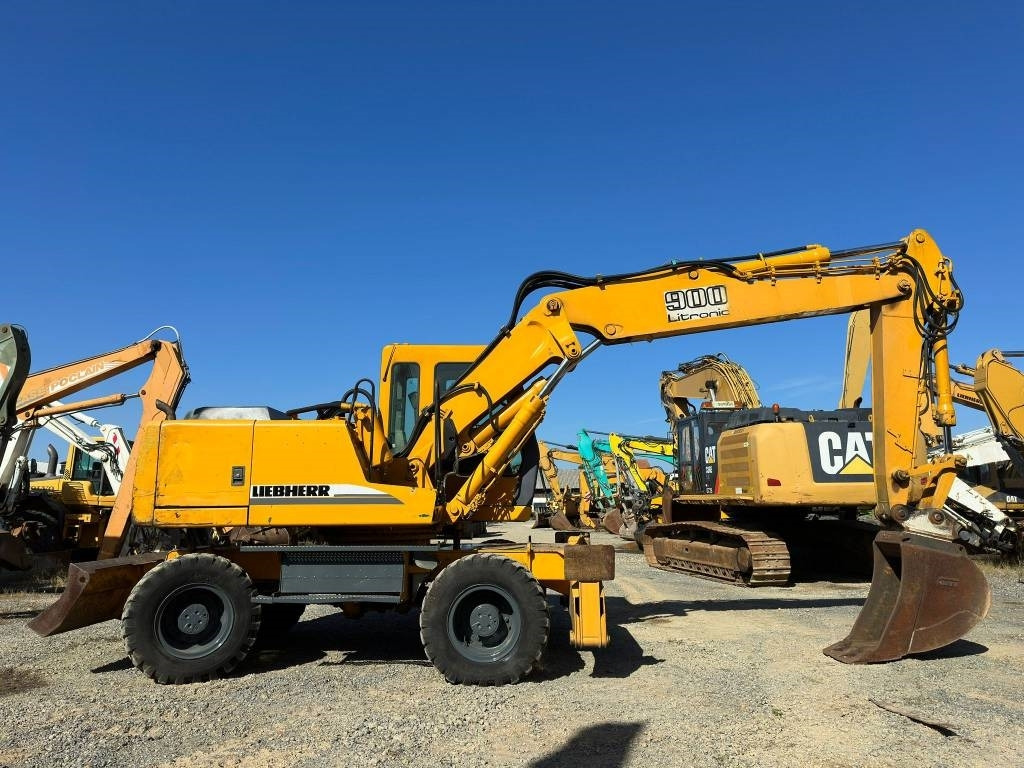 Liebherr A 900 B - Τροχοφόρος εκσκαφέας: φωτογραφία 3 Liebherr A 900 B - Τροχοφόρος εκσκαφέας: φωτογραφία 3