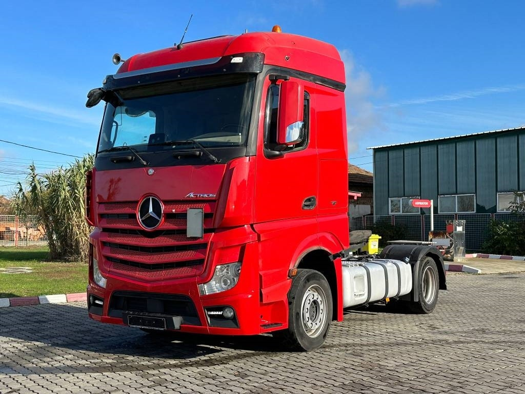 Mercedes-Benz Actros 963-4-A - Φορτηγό κόφα: φωτογραφία 4 Mercedes-Benz Actros 963-4-A - Φορτηγό κόφα: φωτογραφία 4
