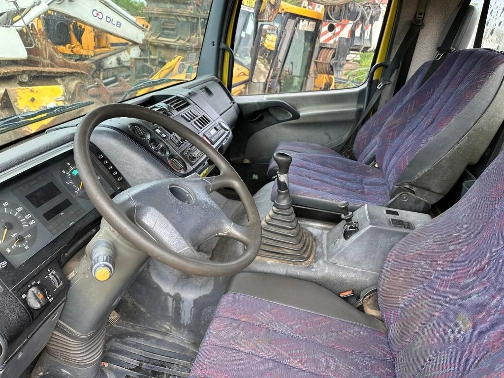 Φορτηγό ανατρεπόμενο Mercedes-Benz Atego 1828: φωτογραφία 10