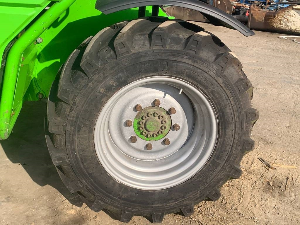 Merlo TF 42.7 CS-140 - Τηλεσκοπικός φορτωτής: φωτογραφία 4 Merlo TF 42.7 CS-140 - Τηλεσκοπικός φορτωτής: φωτογραφία 4