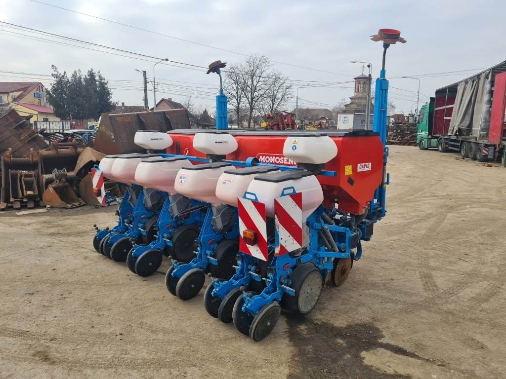 Monosem NG 4 Plus - Σπαρτική μηχανή ακριβείας: φωτογραφία 3 Monosem NG 4 Plus - Σπαρτική μηχανή ακριβείας: φωτογραφία 3