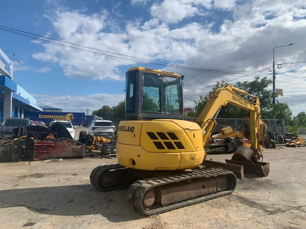 New Holland EH 45 - Μίνι εκσκαφέας: φωτογραφία 4 New Holland EH 45 - Μίνι εκσκαφέας: φωτογραφία 4