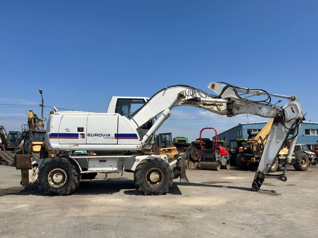 New Holland MH Plus - Τροχοφόρος εκσκαφέας: φωτογραφία 3 New Holland MH Plus - Τροχοφόρος εκσκαφέας: φωτογραφία 3