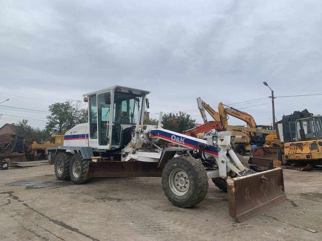 O&K F 106.5A - Γκρέιντερ: φωτογραφία 4 O&K F 106.5A - Γκρέιντερ: φωτογραφία 4