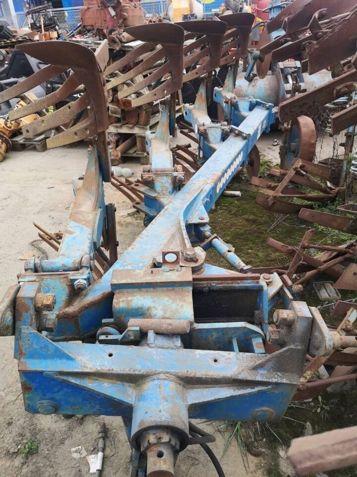 Rabe Rabewerk 4 Rabe Rabewerk 4 - Άροτρο: φωτογραφία 2 Rabe Rabewerk 4 Rabe Rabewerk 4 - Άροτρο: φωτογραφία 2