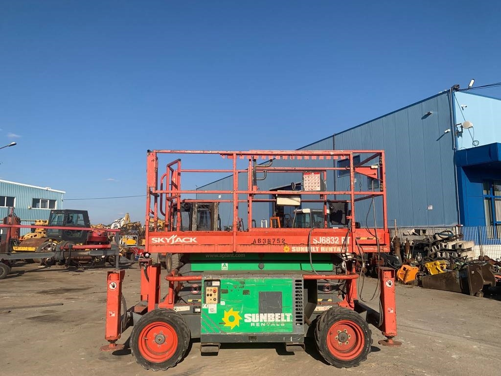 SkyJack SJ 6832 RT  - Ψαλιδωτό ανυψωτικό: φωτογραφία 5 SkyJack SJ 6832 RT  - Ψαλιδωτό ανυψωτικό: φωτογραφία 5