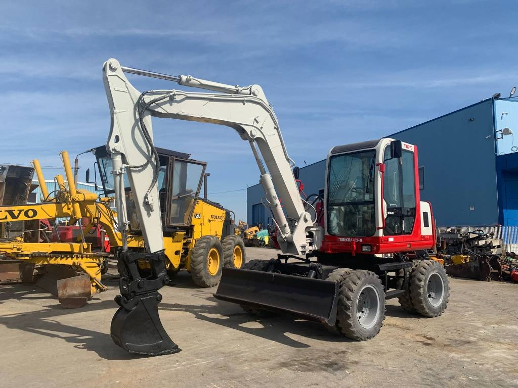 Takeuchi TB070W - Τροχοφόρος εκσκαφέας: φωτογραφία 1 Takeuchi TB070W - Τροχοφόρος εκσκαφέας: φωτογραφία 1