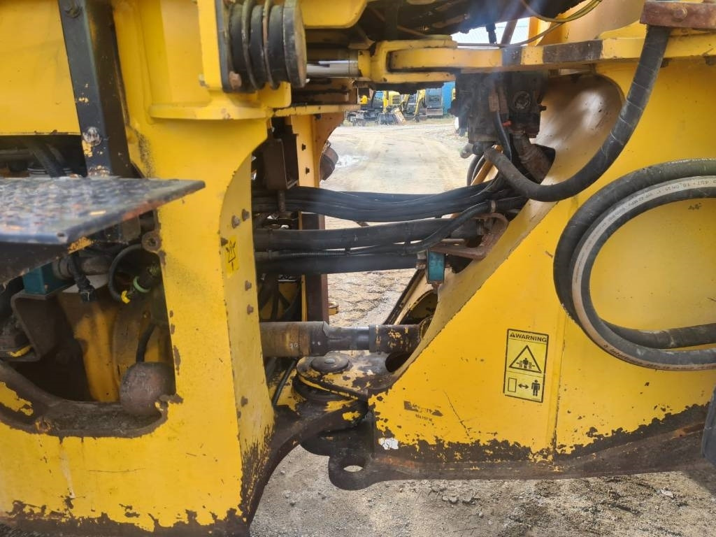 Volvo L 120 E - Ελαστιχοφόρος φορτωτής: φωτογραφία 4 Volvo L 120 E - Ελαστιχοφόρος φορτωτής: φωτογραφία 4