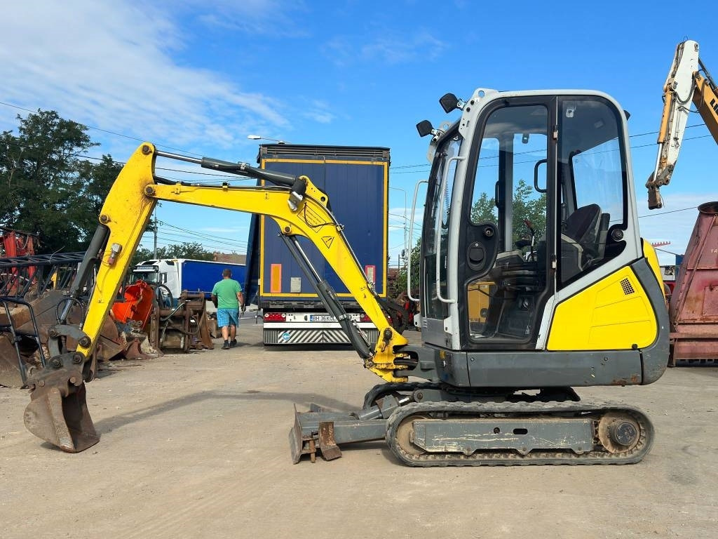 Wacker Neuson ET 18 - Μίνι εκσκαφέας: φωτογραφία 2 Wacker Neuson ET 18 - Μίνι εκσκαφέας: φωτογραφία 2