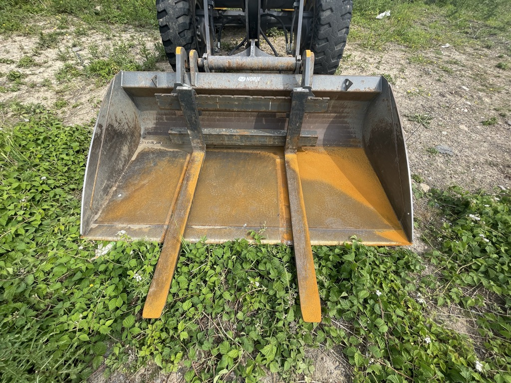 Volvo L30B PRO - Ελαστιχοφόρος φορτωτής: φωτογραφία 2 Volvo L30B PRO - Ελαστιχοφόρος φορτωτής: φωτογραφία 2