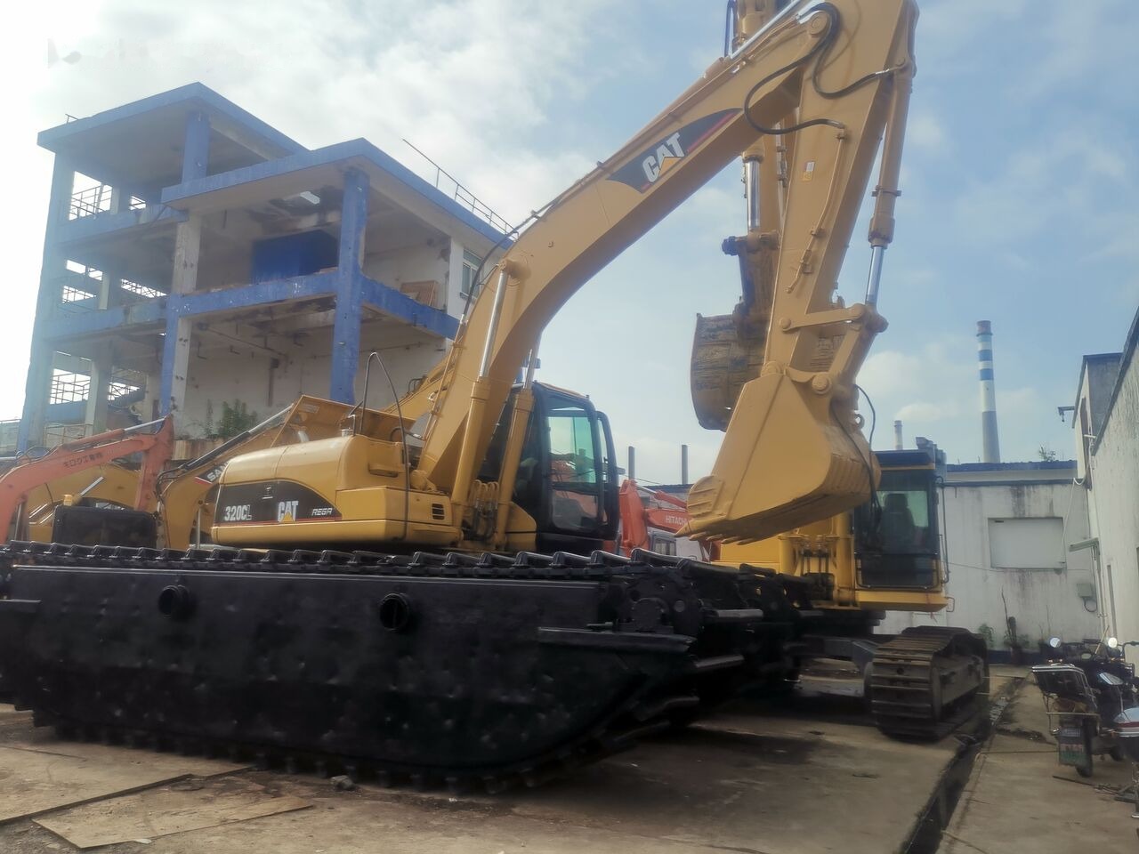 Caterpillar 320CL - Πλωτός εκσκαφέας: φωτογραφία 3 Caterpillar 320CL - Πλωτός εκσκαφέας: φωτογραφία 3