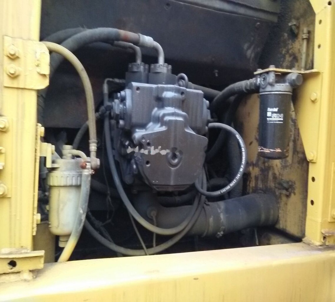 Komatsu PC200-7 - Ερπυστριοφόρος εκσκαφέας: φωτογραφία 4 Komatsu PC200-7 - Ερπυστριοφόρος εκσκαφέας: φωτογραφία 4
