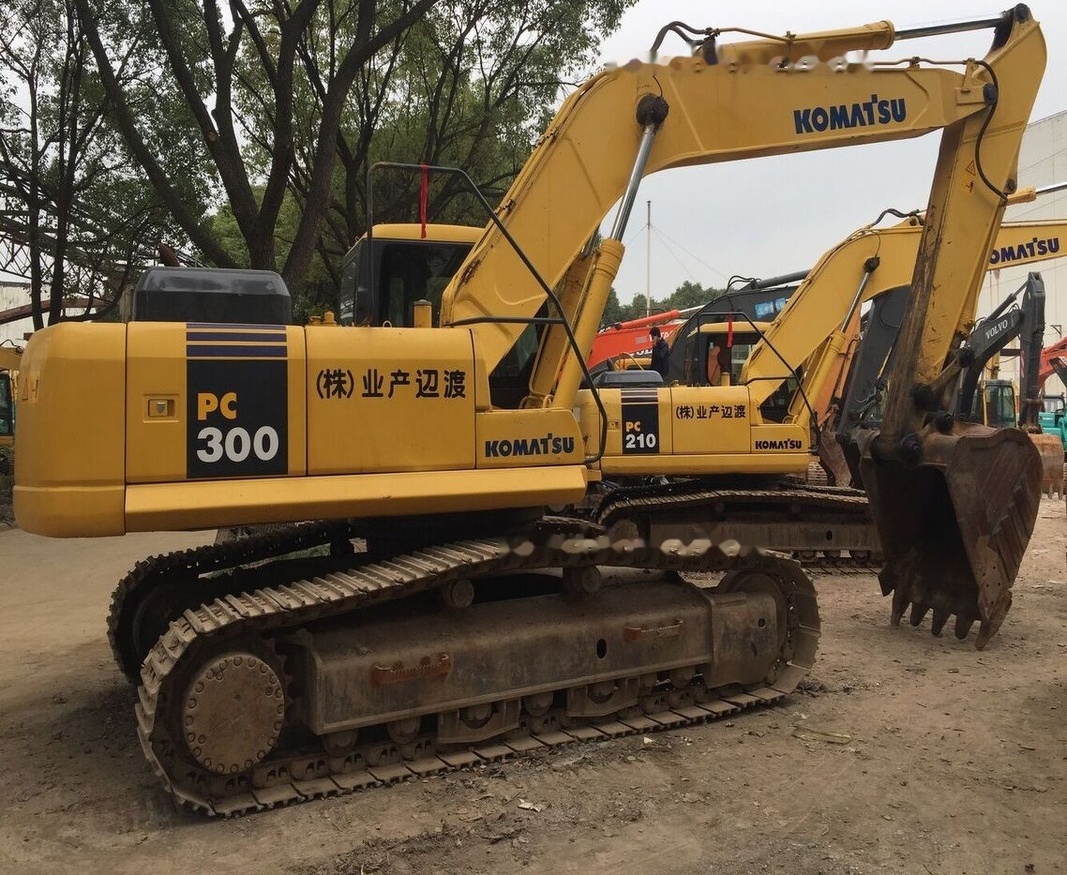 Komatsu PC300-7 - Ερπυστριοφόρος εκσκαφέας: φωτογραφία 3 Komatsu PC300-7 - Ερπυστριοφόρος εκσκαφέας: φωτογραφία 3