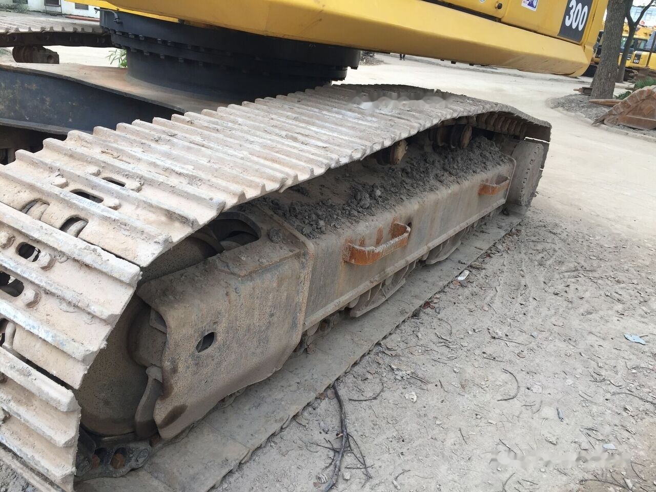 Komatsu PC300-7 - Ερπυστριοφόρος εκσκαφέας: φωτογραφία 2 Komatsu PC300-7 - Ερπυστριοφόρος εκσκαφέας: φωτογραφία 2