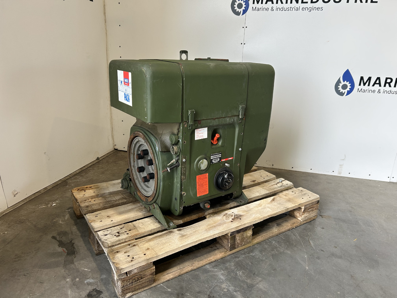 Hatz 2L30C - Κινητήρας: φωτογραφία 1 Hatz 2L30C - Κινητήρας: φωτογραφία 1