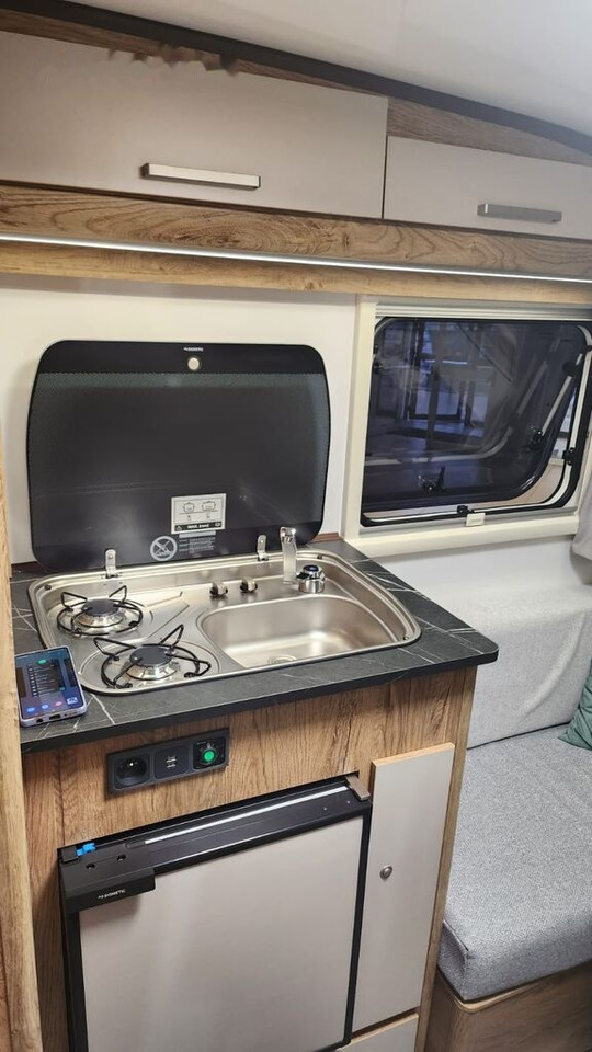 Niewiadów NEW SPORT 4 kemping 4 osoby camping for 4 people 750kg - Ρυμουλκούμενο τροχόσπιτο: φωτογραφία 5 Niewiadów NEW SPORT 4 kemping 4 osoby camping for 4 people 750kg - Ρυμουλκούμενο τροχόσπιτο: φωτογραφία 5