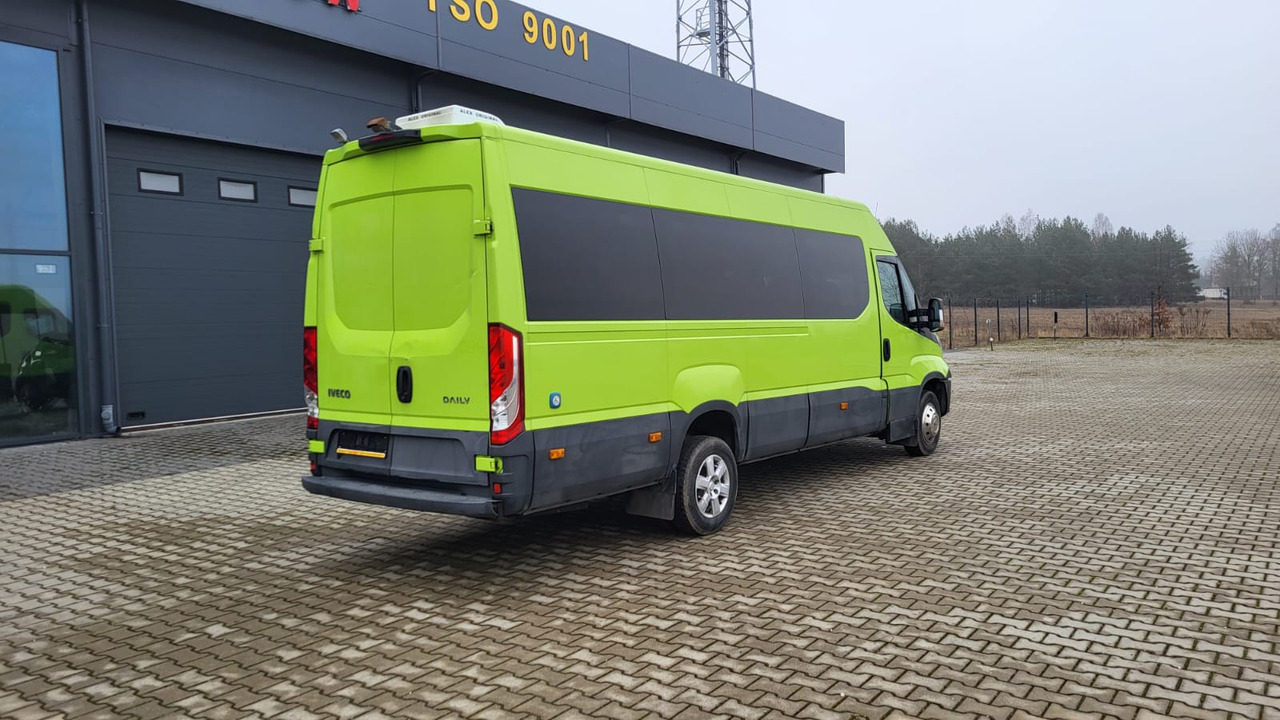Iveco Daily 24 places + 4 standing - Μικρό λεωφορείο, Επιβατικό βαν: φωτογραφία 5 Iveco Daily 24 places + 4 standing - Μικρό λεωφορείο, Επιβατικό βαν: φωτογραφία 5