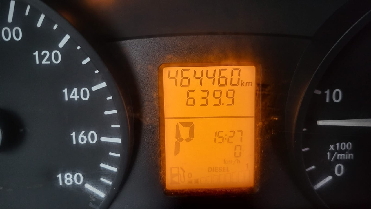 Μίσθωση Mercedes-Benz Sprinter 518 CDI - 24 miejsca + 3 stojące Mercedes-Benz Sprinter 518 CDI - 24 miejsca + 3 stojące: φωτογραφία 14