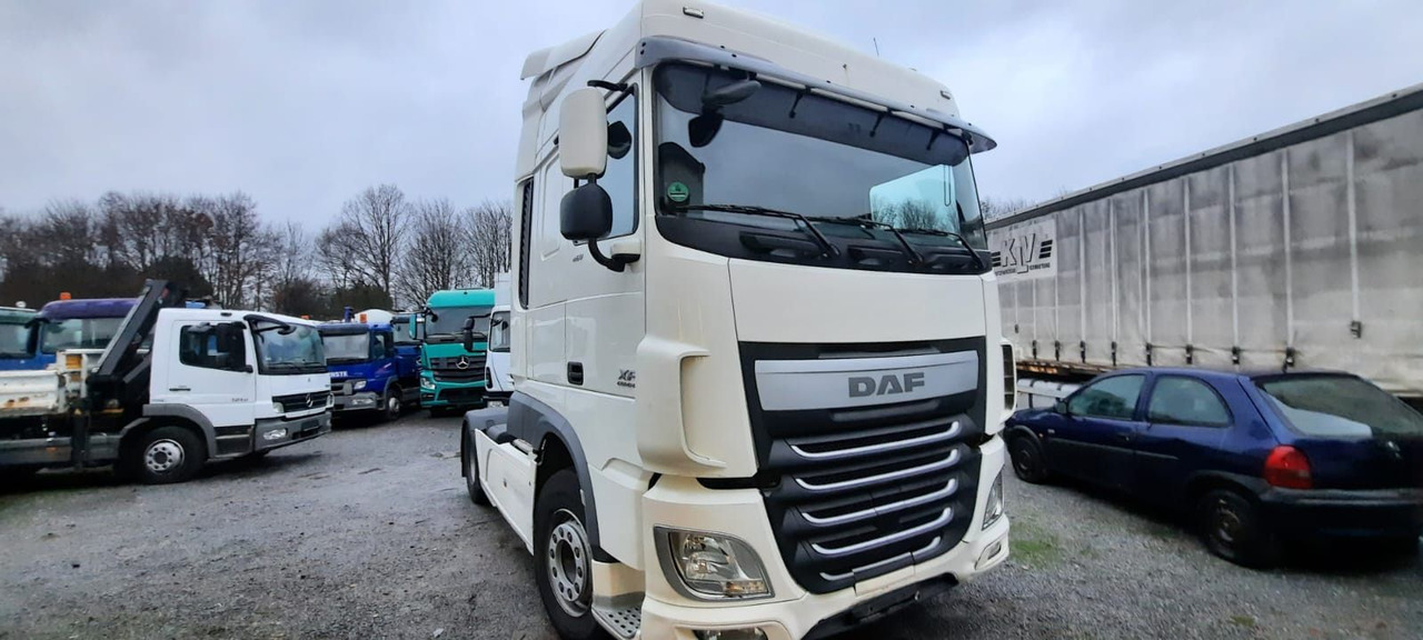 DAF XF106- 460 Space Cap Vollaustt.Top Top Zus - Τράκτορας: φωτογραφία 1 DAF XF106- 460 Space Cap Vollaustt.Top Top Zus - Τράκτορας: φωτογραφία 1