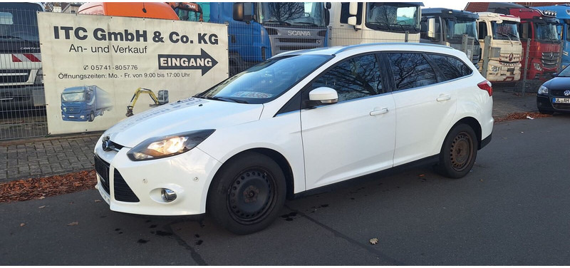 Ford Focus - Αυτοκίνητο: φωτογραφία 2 Ford Focus - Αυτοκίνητο: φωτογραφία 2