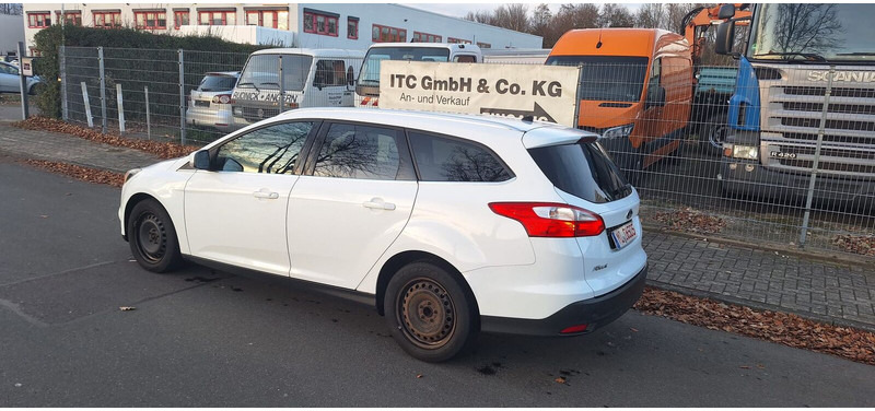 Ford Focus - Αυτοκίνητο: φωτογραφία 4 Ford Focus - Αυτοκίνητο: φωτογραφία 4