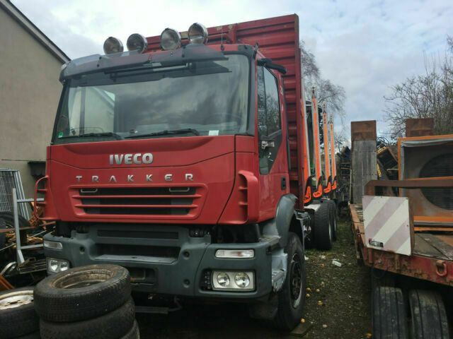 Iveco AD260T450PS 6x4 Blatt Blatt (E:5) - Φορτηγό ξυλείας, Φορτηγό με γερανό: φωτογραφία 3 Iveco AD260T450PS 6x4 Blatt Blatt (E:5) - Φορτηγό ξυλείας, Φορτηγό με γερανό: φωτογραφία 3