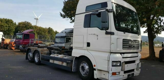 MAN 26.440 TGA BDF 6x2 German Truck - Φορτηγό σασί: φωτογραφία 3 MAN 26.440 TGA BDF 6x2 German Truck - Φορτηγό σασί: φωτογραφία 3