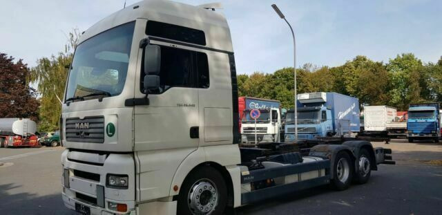 MAN 26.440 TGA BDF 6x2 German Truck - Φορτηγό σασί: φωτογραφία 1 MAN 26.440 TGA BDF 6x2 German Truck - Φορτηγό σασί: φωτογραφία 1