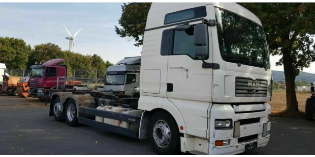 MAN 26.440 TGA BDF 6x2 German Truck - Φορτηγό σασί: φωτογραφία 3 MAN 26.440 TGA BDF 6x2 German Truck - Φορτηγό σασί: φωτογραφία 3