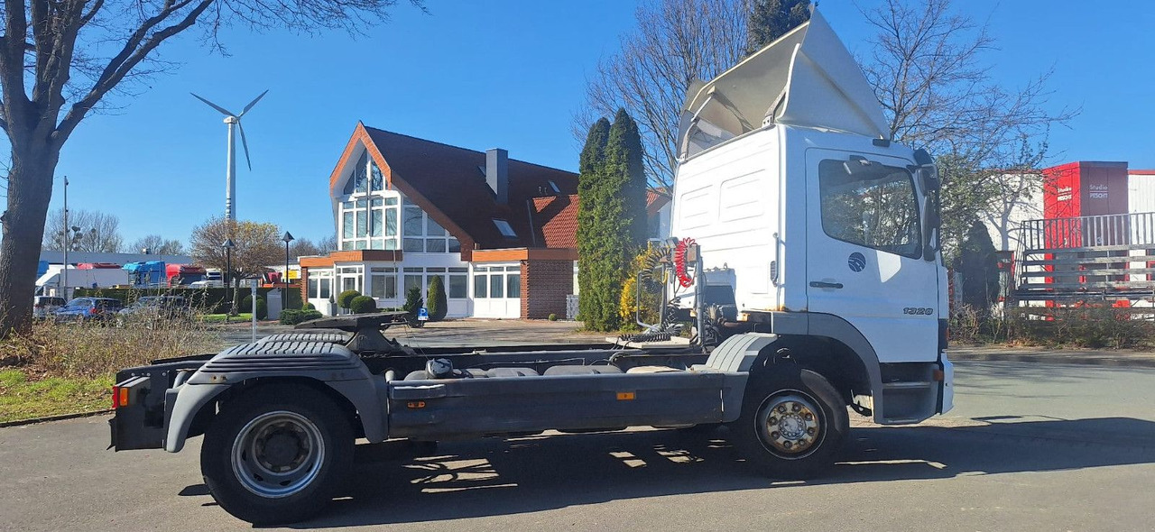 Mercedes-Benz 1328 SZM Atego - Τράκτορας: φωτογραφία 3 Mercedes-Benz 1328 SZM Atego - Τράκτορας: φωτογραφία 3