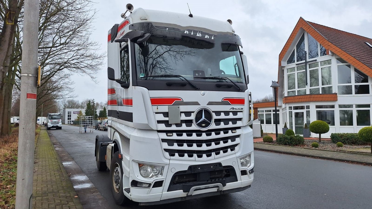 Mercedes-Benz 1845 Arocs 4x4 HD 1-Hand - Τράκτορας: φωτογραφία 2 Mercedes-Benz 1845 Arocs 4x4 HD 1-Hand - Τράκτορας: φωτογραφία 2