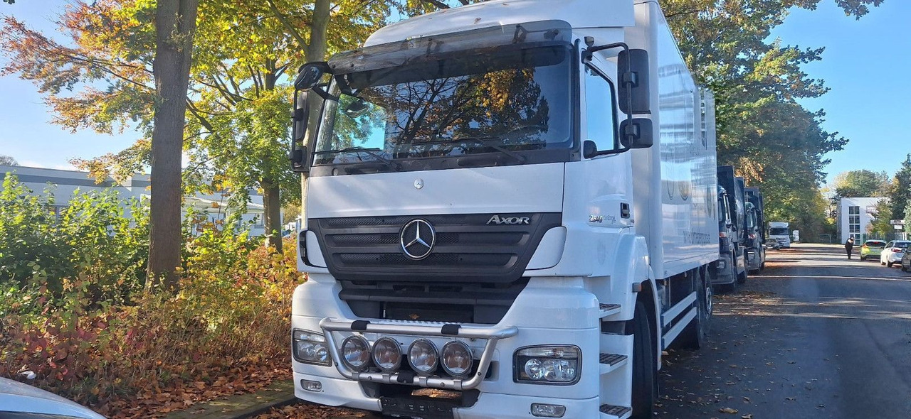 Mercedes-Benz 2540 Koffer mit LBW - Φορτηγό κόφα: φωτογραφία 1 Mercedes-Benz 2540 Koffer mit LBW - Φορτηγό κόφα: φωτογραφία 1