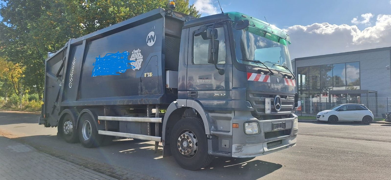 Mercedes-Benz 2632 Müllwgen 6x2 M.Haus Blatt/Luft - Απορριμματοφόρο: φωτογραφία 2 Mercedes-Benz 2632 Müllwgen 6x2 M.Haus Blatt/Luft - Απορριμματοφόρο: φωτογραφία 2