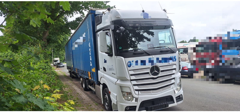 Mercedes-Benz 2642 BDF - Φορτηγό μουσαμάς: φωτογραφία 2 Mercedes-Benz 2642 BDF - Φορτηγό μουσαμάς: φωτογραφία 2