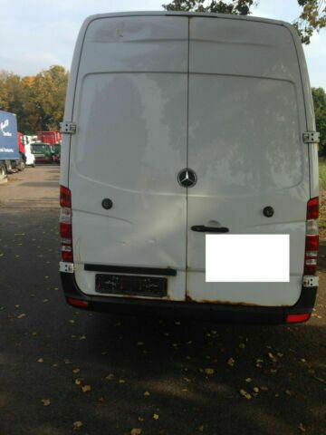Mercedes-Benz 311 Maxi Lang Hoch Sprinter - Βαν: φωτογραφία 4 Mercedes-Benz 311 Maxi Lang Hoch Sprinter - Βαν: φωτογραφία 4