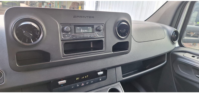 Mercedes-Benz 315 317 319 Sprinter III Koffer - Επαγγελματικό αυτοκίνητο κόφα: φωτογραφία 5 Mercedes-Benz 315 317 319 Sprinter III Koffer - Επαγγελματικό αυτοκίνητο κόφα: φωτογραφία 5