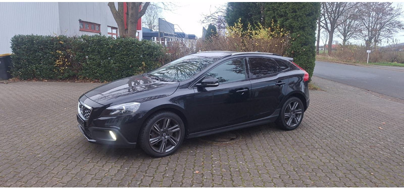 Volvo V40 Cross Country You! - Αυτοκίνητο: φωτογραφία 2 Volvo V40 Cross Country You! - Αυτοκίνητο: φωτογραφία 2