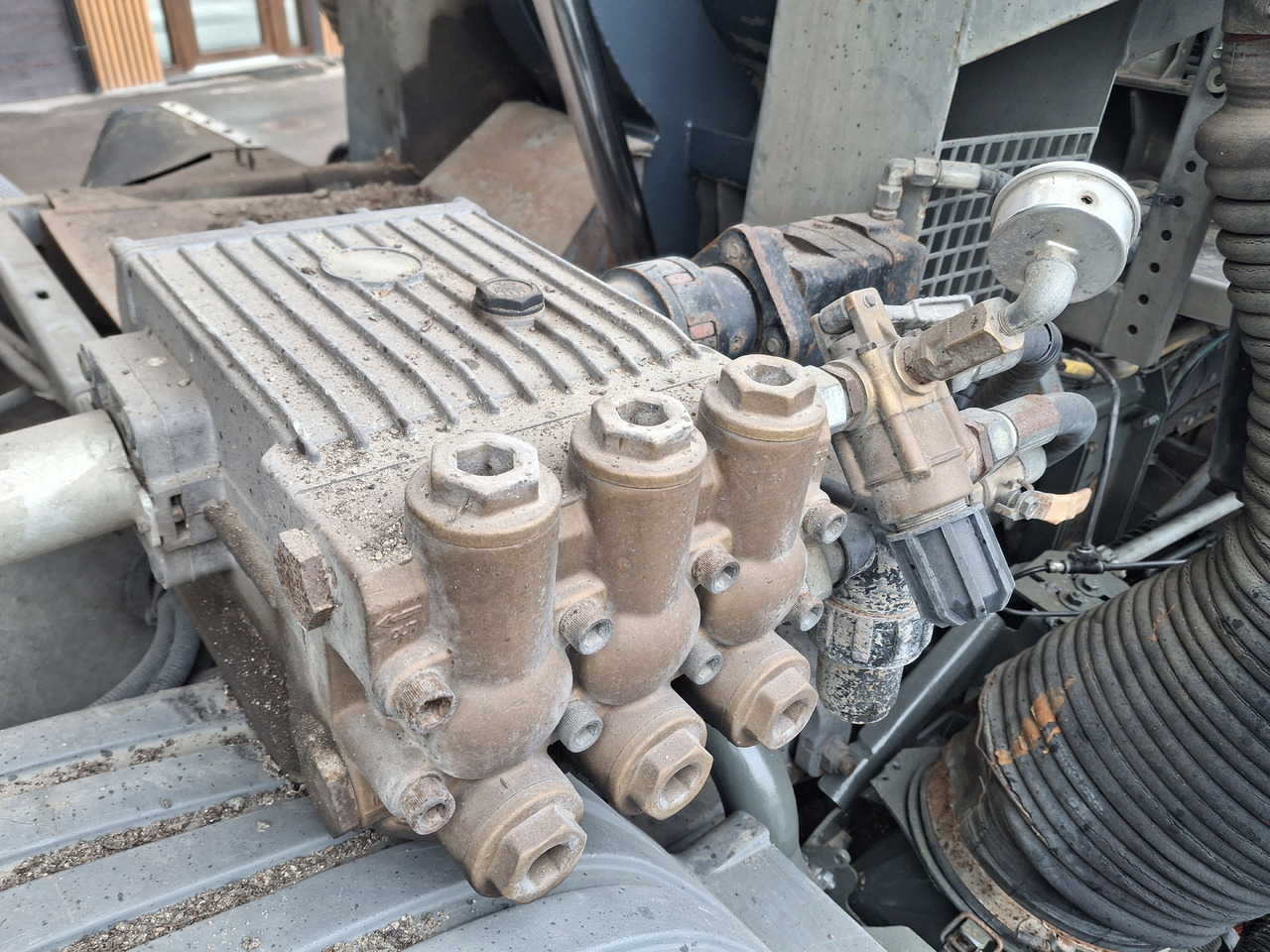 Σάρωθρο δρόμων Mercedes-Benz Atego 1524: φωτογραφία 20 Σάρωθρο δρόμων Mercedes-Benz Atego 1524: φωτογραφία 20